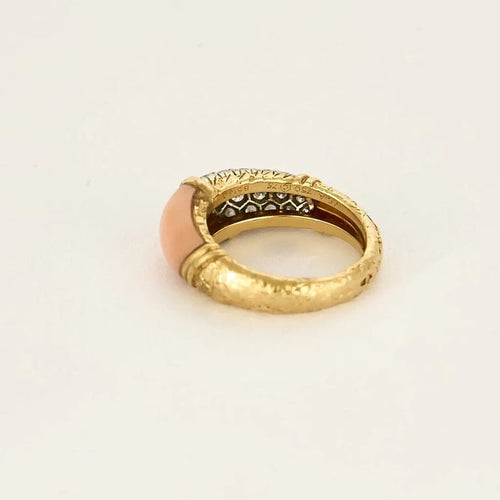 Bague 51.5 Van Cleef & Arpels - Bague en or jaune 18 K, corail peau d’ange et diamants 58 Facettes