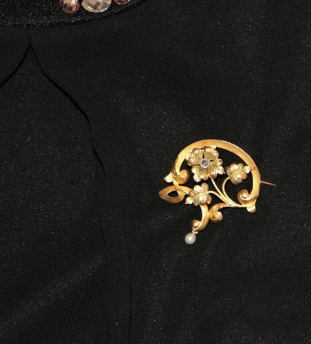 Broche Broche Art Nouveau florale en or jaune 18k avec perle 58 Facettes 449