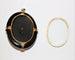 Pendentif Pendentif médaillon XIXe siècle en or jaune, onyx et perles 58 Facettes 468