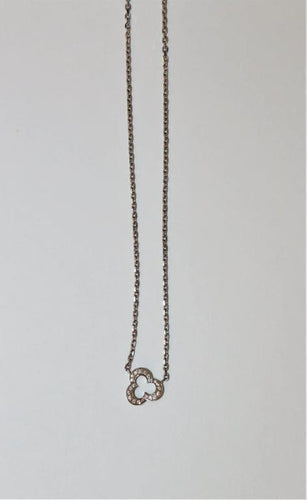 Collier CHANEL Camélia - Collier en or blanc 18k et diamants 58 Facettes 476