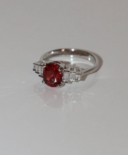 Bague 53.5 Bague en or blanc 18 ct avec spinelle naturel et diamants 58 Facettes 397