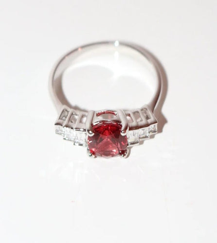 Bague 53.5 Bague en or blanc 18 ct avec spinelle naturel et diamants 58 Facettes 397