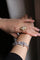 Bracelet Bracelet nœud en or blanc 18 carats et diamants 58 Facettes 548