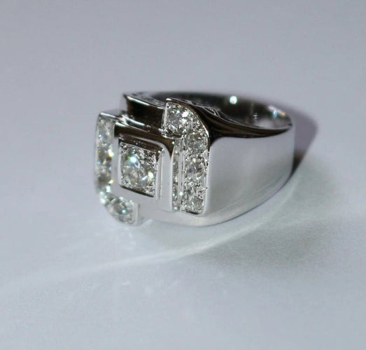 Bague 46 Bague chevalière Art déco en or blanc et platine avec diamants 58 Facettes 584