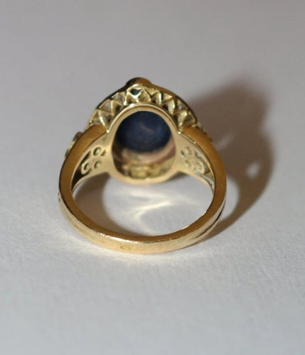 Bague 51.5 Bague en or jaune 18 carats saphir cabochon et diamants 58 Facettes 589