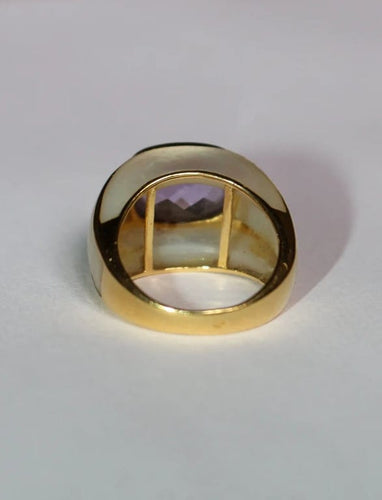 Bague 53 Bague jonc en or jaune 18 carats avec améthyste et nacre 58 Facettes 588