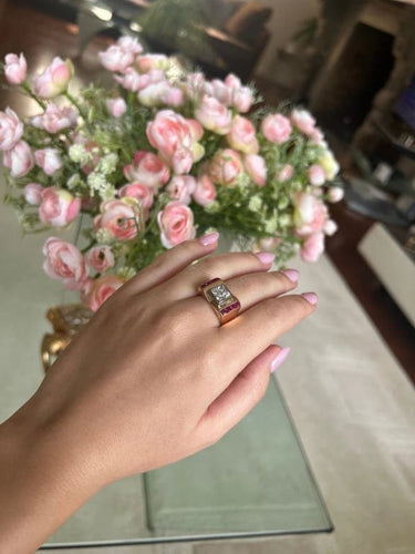Bague 54 Bague Tank en or jaune 750‰ sertie de diamants et rubis 58 Facettes 1050