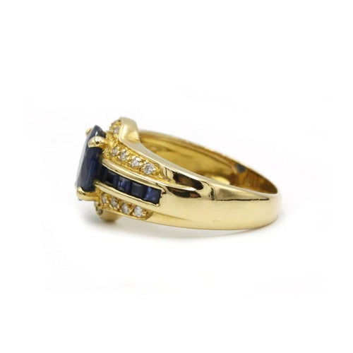 Bague 52 Bague en or jaune avec saphirs et diamants 58 Facettes 1029