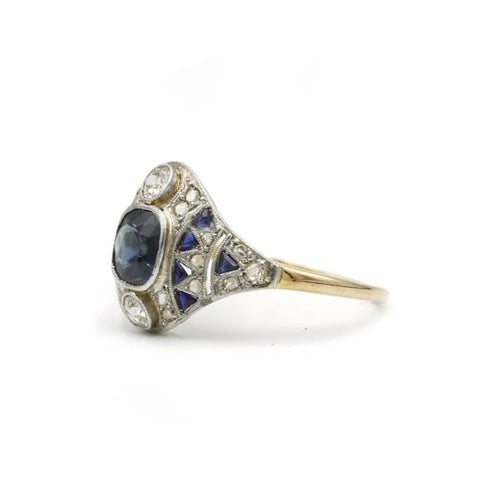 Bague 57 Bague en or 750 sertie de saphirs et diamants 58 Facettes 1127