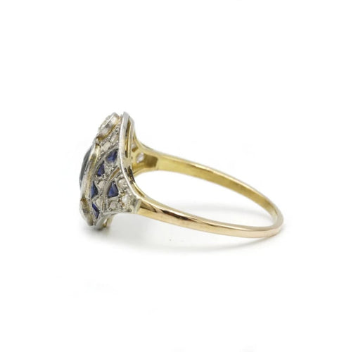 Bague 57 Bague en or 750 sertie de saphirs et diamants 58 Facettes 1127