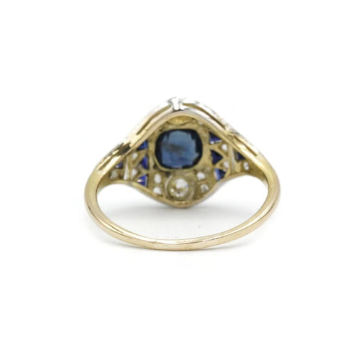 Bague 57 Bague en or 750 sertie de saphirs et diamants 58 Facettes 1127