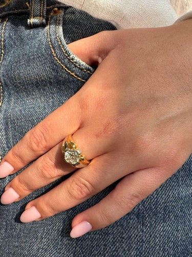 Bague 53 Chevalière - Bague en or jaune et blanc avec diamant 58 Facettes 1045