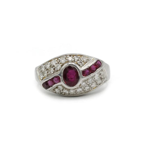 Bague 52 Bague en or blanc 750‰ avec rubis et diamants 58 Facettes 1078