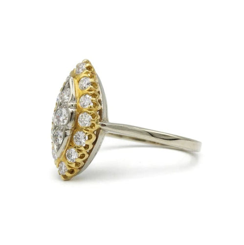 Bague 55 Bague marquise en or jaune et blanc 750‰ et diamants 58 Facettes 1079
