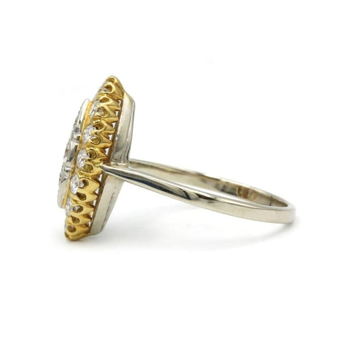 Bague 55 Bague marquise en or jaune et blanc 750‰ et diamants 58 Facettes 1079