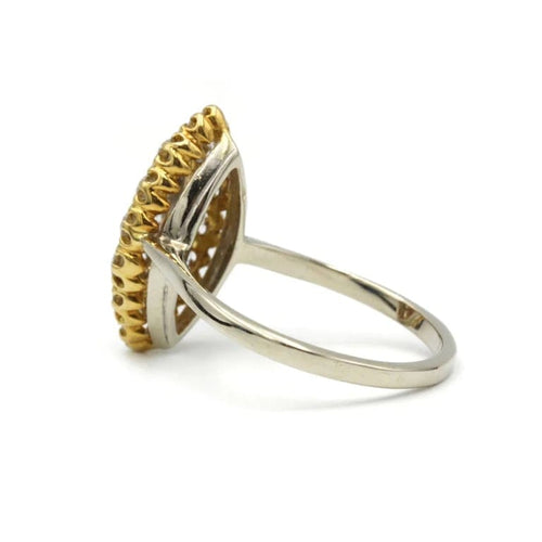Bague 55 Bague marquise en or jaune et blanc 750‰ et diamants 58 Facettes 1079