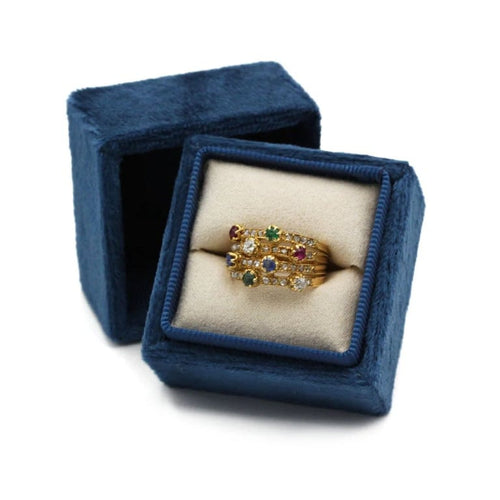 Bague 50 Bague en or jaune 750‰ sertie de diamants, saphirs, rubis et émeraudes 58 Facettes 1103