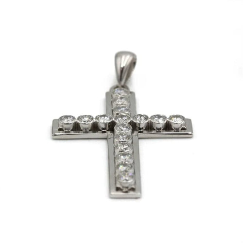 Pendentif Pendentif croix en platine 950 et diamants 58 Facettes 1097