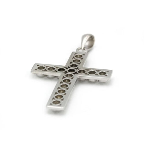 Pendentif Pendentif croix en platine 950 et diamants 58 Facettes 1097