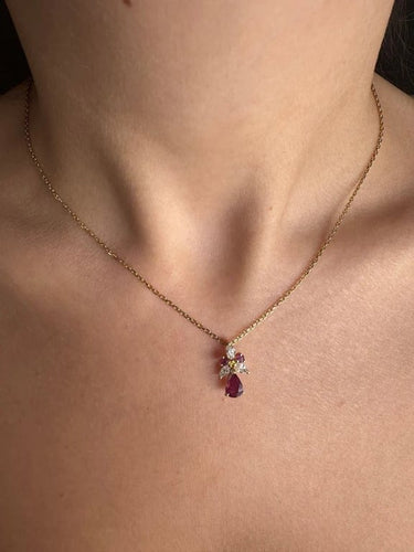 Collier Collier en or jaune avec rubis et diamants 58 Facettes 1107