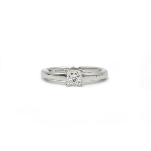 Bague 52 Solitaire - Bague en or blanc 750‰ et diamant taille princesse 58 Facettes 1131
