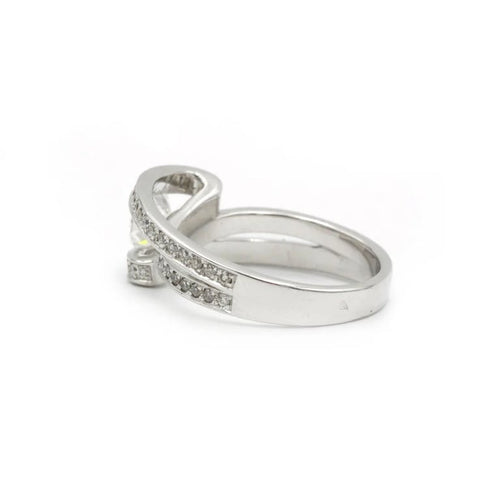 Bague 55 Bague en or blanc 18 carats et diamants 58 Facettes 1130
