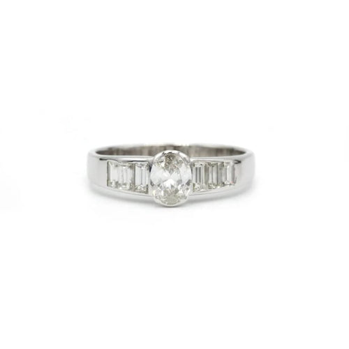 Bague 55 Bague en or blanc 750‰ et diamants 58 Facettes 1144