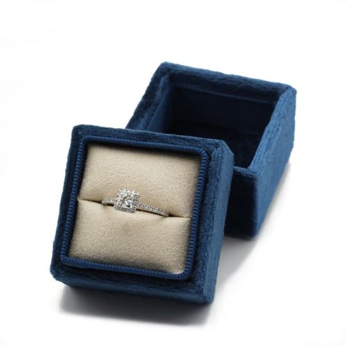 Bague 51 Bague en or blanc et diamants 58 Facettes 1146