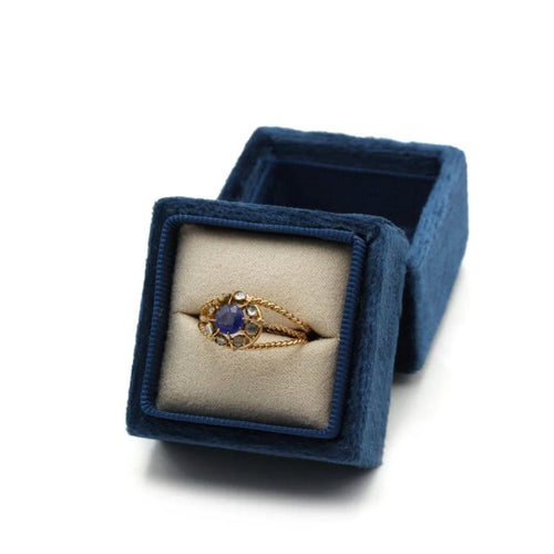 Bague 57 Bague torsadée en or jaune avec saphir et diamants 58 Facettes 1164