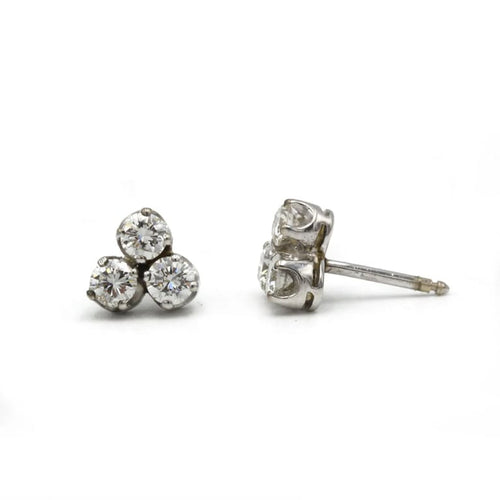 Boucles d'oreilles Boucles d’oreilles en or blanc 750‰ et diamants 58 Facettes 1170