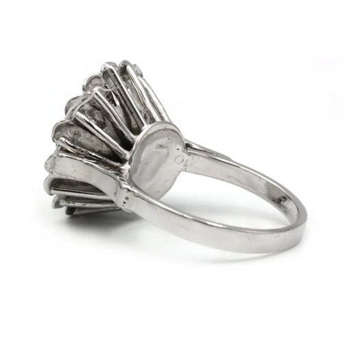 Bague 56 Bague en or blanc 750‰ sertie de diamants 58 Facettes 1088-1