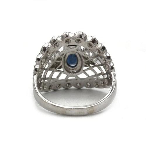 Bague 55 Bague dentelle en or blanc 750‰ avec saphir et diamants 58 Facettes 1189