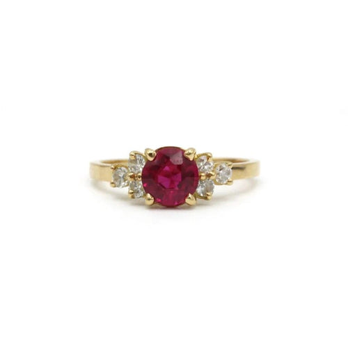 Bague 51 Bague en or 750‰ avec rubis synthétique et diamants 58 Facettes 1119