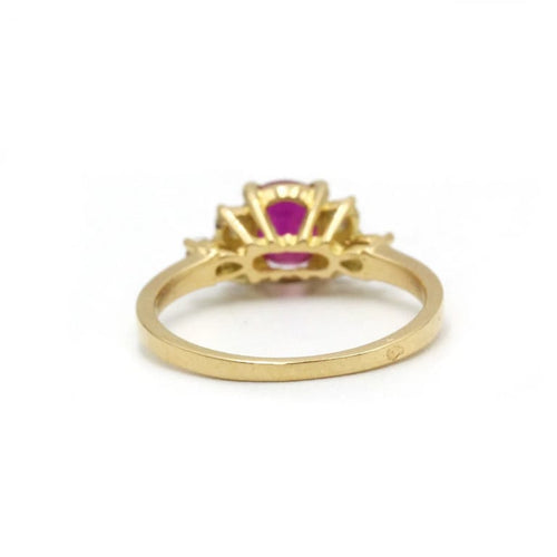 Bague 51 Bague en or 750‰ avec rubis synthétique et diamants 58 Facettes 1119