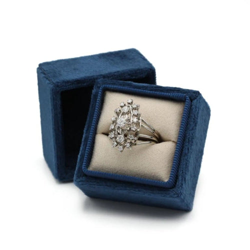Bague 55 Bague en or blanc 18K et diamants, années 1950 58 Facettes 1059