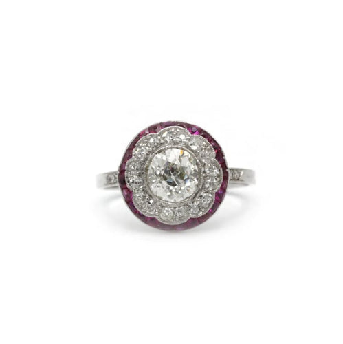 Bague 56 Bague Art déco en or 750 et platine, diamants et rubis (années 1920) 58 Facettes 1227