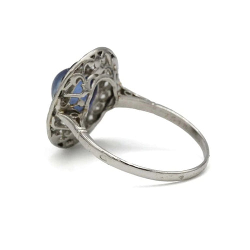 Bague 56 Bague Art déco en platine avec saphir cabochon, onyx et diamants 58 Facettes 1270