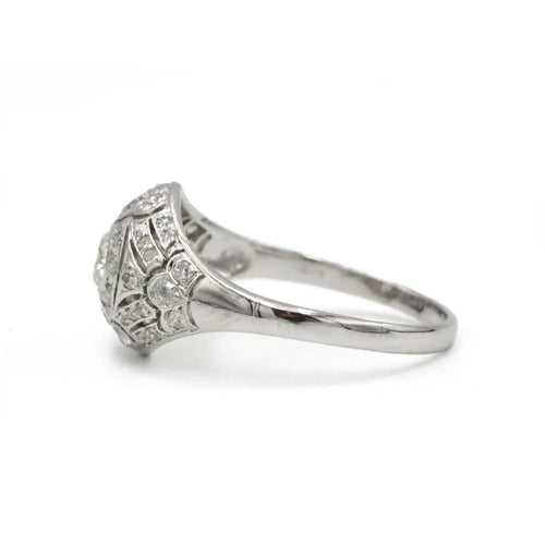 Bague 57 Bague dôme Art déco en or blanc 750 et diamants 58 Facettes 1320