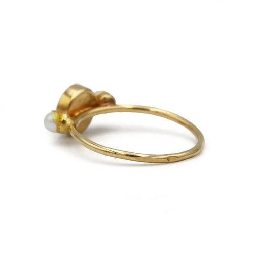 Bague 46 Bague en or jaune 750 avec onyx, diamant et perles 58 Facettes 1328