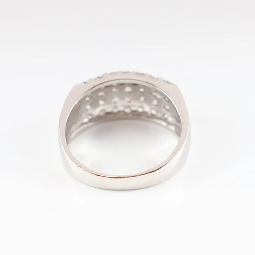 Bague 58 Bague pavée en or blanc 18 carats et diamants taille brillant 58 Facettes 131370B
