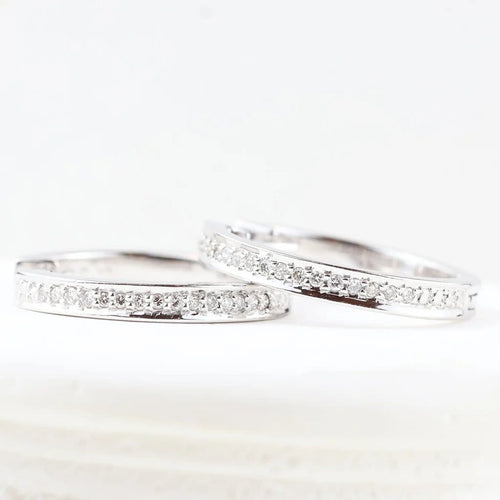 Boucles d'oreilles Boucles d’oreilles créoles en or blanc 18 carats et diamants 58 Facettes 133710D