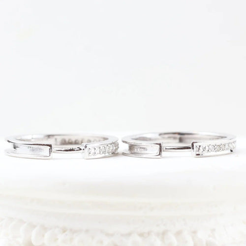 Boucles d'oreilles Boucles d’oreilles créoles en or blanc 18 carats et diamants 58 Facettes 133710D
