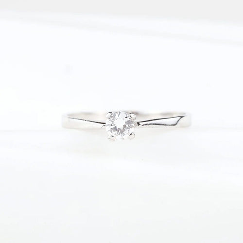 Bague 53 Bague solitaire en or blanc 18 carats avec diamant 0,23 ct 58 Facettes 135024Ñ