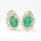 Boucles d'oreilles Boucles d'oreilles Rosette en or jaune 18 carats avec émeraudes et diamants 58 Facettes