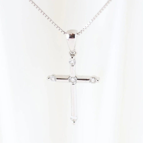 Collier Chaîne - Pendentif croix en or blanc et diamants 58 Facettes 159/24P