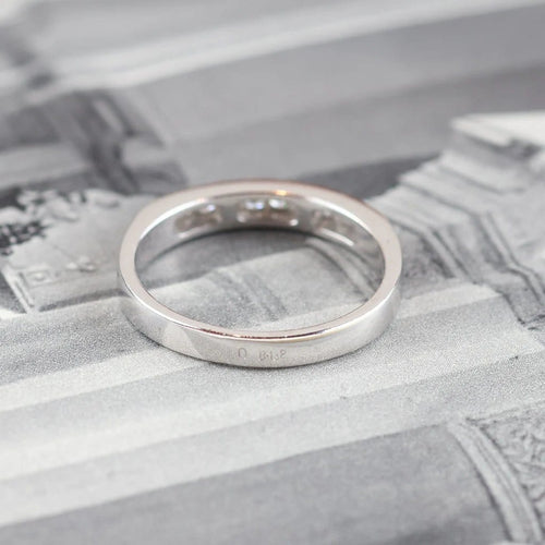Bague 55 Bague en or blanc 18 carats sertie de diamants taille brillant 58 Facettes 131370C