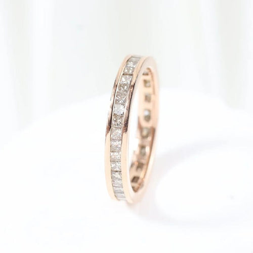 Bague 55 Alliance en or rose 18 carats sertie de diamants taille princesse 58 Facettes J020000096