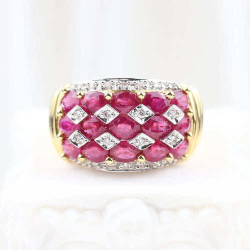 Bague 52 Bague en or jaune 18 carats rubis ovales et diamants 58 Facettes 132984