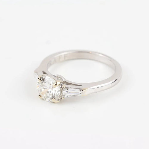 Bague 52 Graff - Bague en or blanc 18 carats avec diamants 58 Facettes 130281