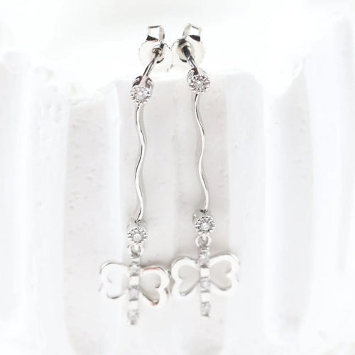 Boucles d'oreilles Boucles d’oreilles longues en or blanc 18 carats et diamants taille brillant 58 Facettes VV1-E